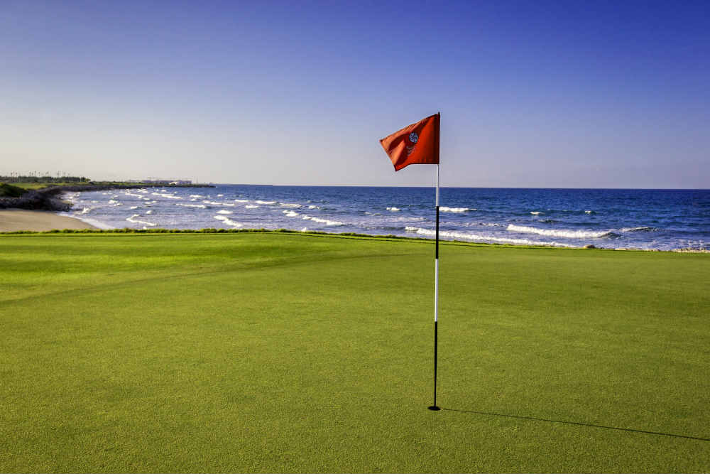 Green bord de mer golf Al Mouj à Muscat au Sultanat d'Oman