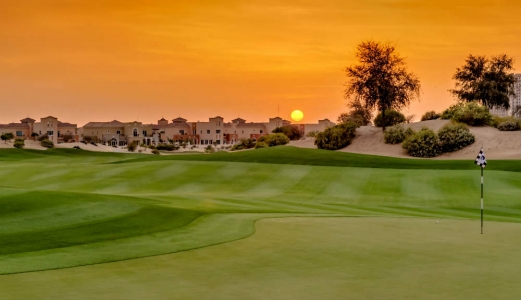 Soleil The Els Club golf à Dubai aux Emirats Arabes Unis