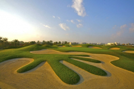 Celebre bunker du Montgomerie golf à Dubai pour votre sejours avec votre Pro