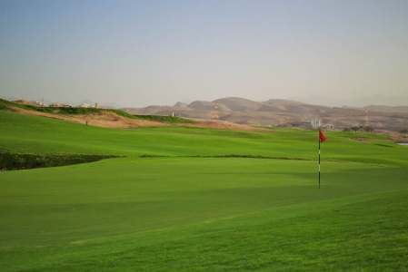 Fairways et montagne golf Muscat Hills Muscat au Sultanat d'Oman